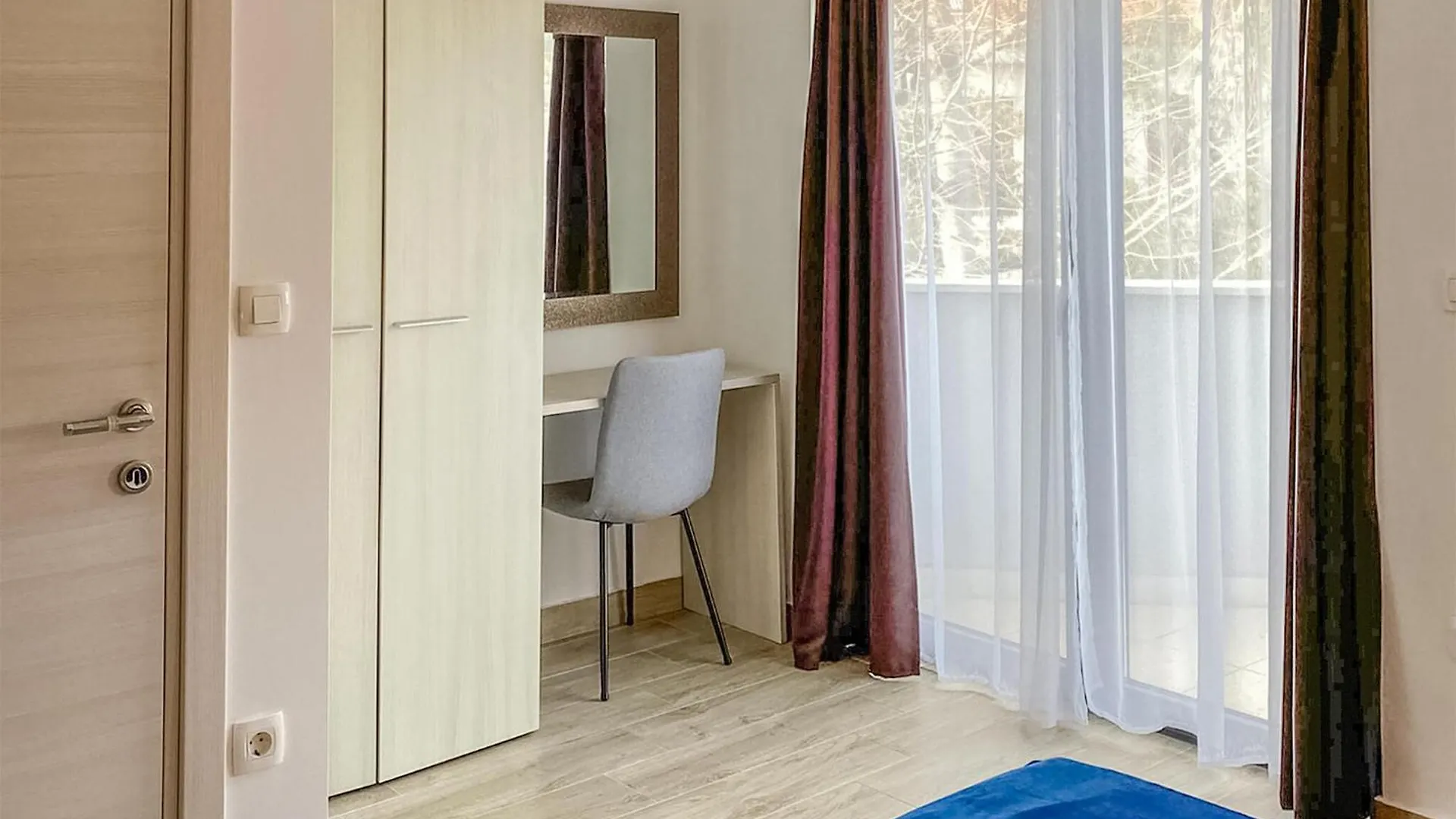 Stunning Apartment In Pjescana Uvala With Wifi