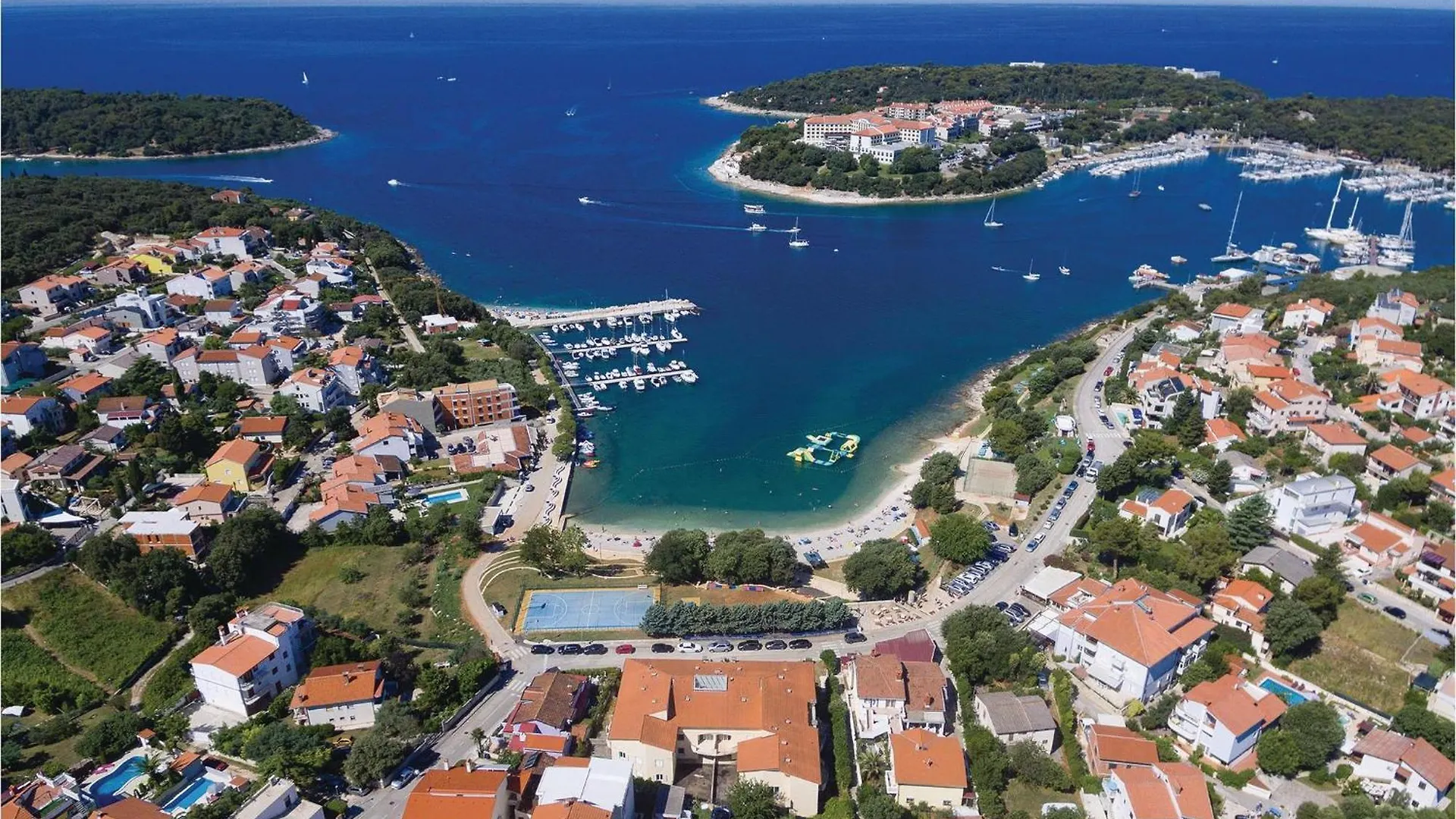 Stunning Apartment In Pjescana Uvala With Wifi